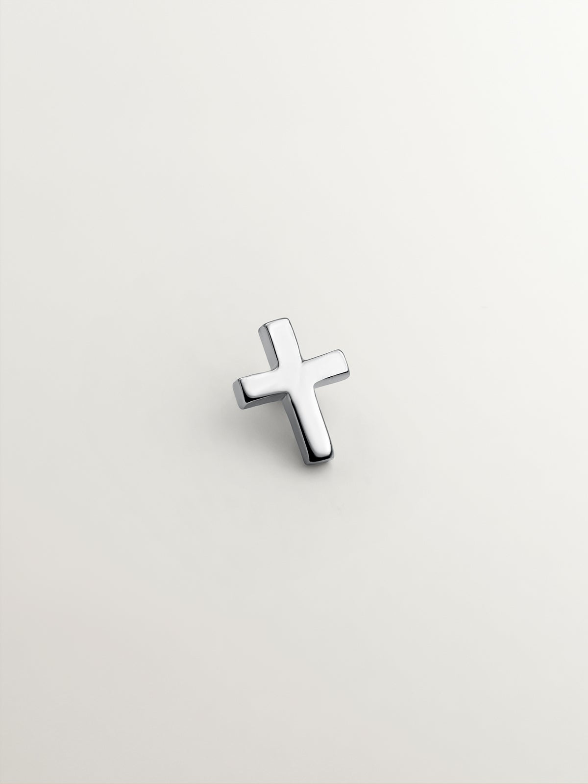 925 silver cross-shaped earring