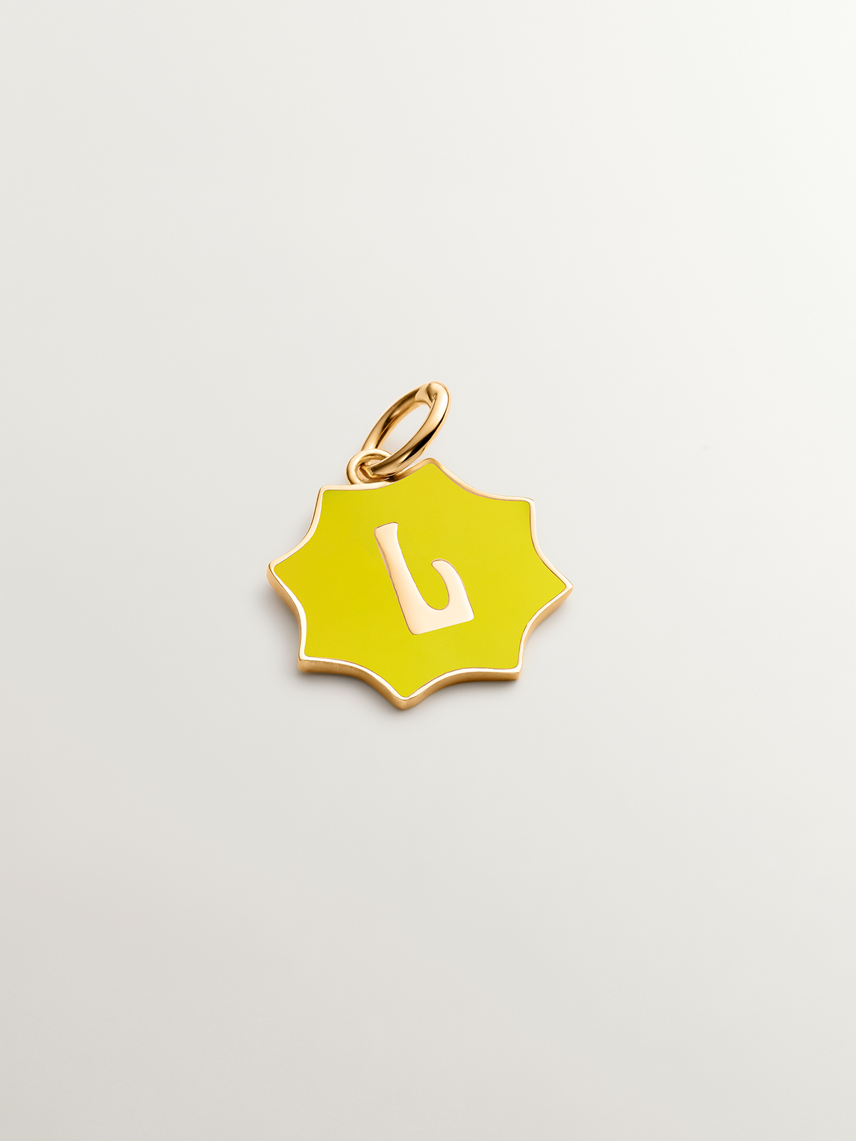 18K yellow gold plated 925 sterling silver charm with star-shaped yellow enamel initial L