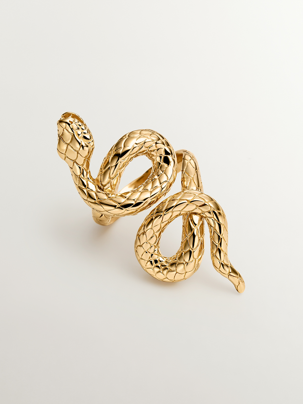 925 Silver Shuttle Ring, gold-plated in 18K Yellow Gold, with a Snake shape.