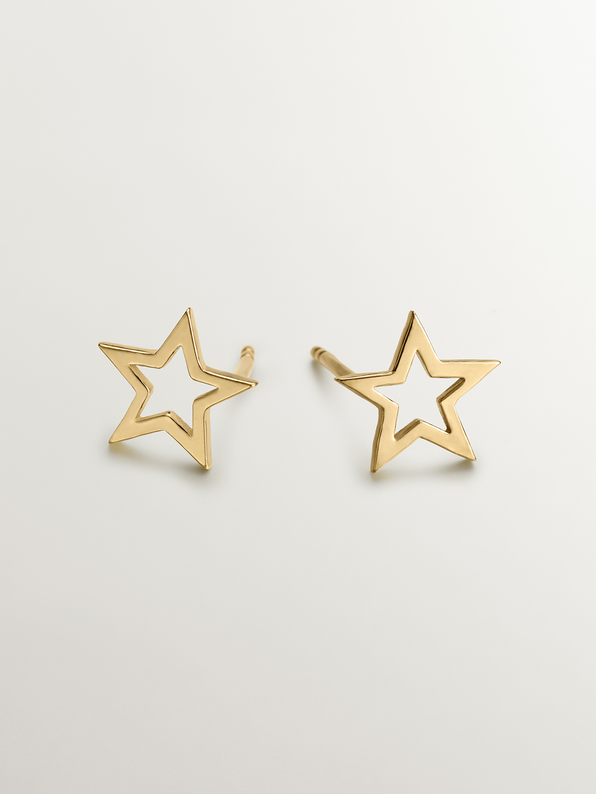 Pendientes de plata 925 bañada en oro amarillo de 18K con forma de estrella