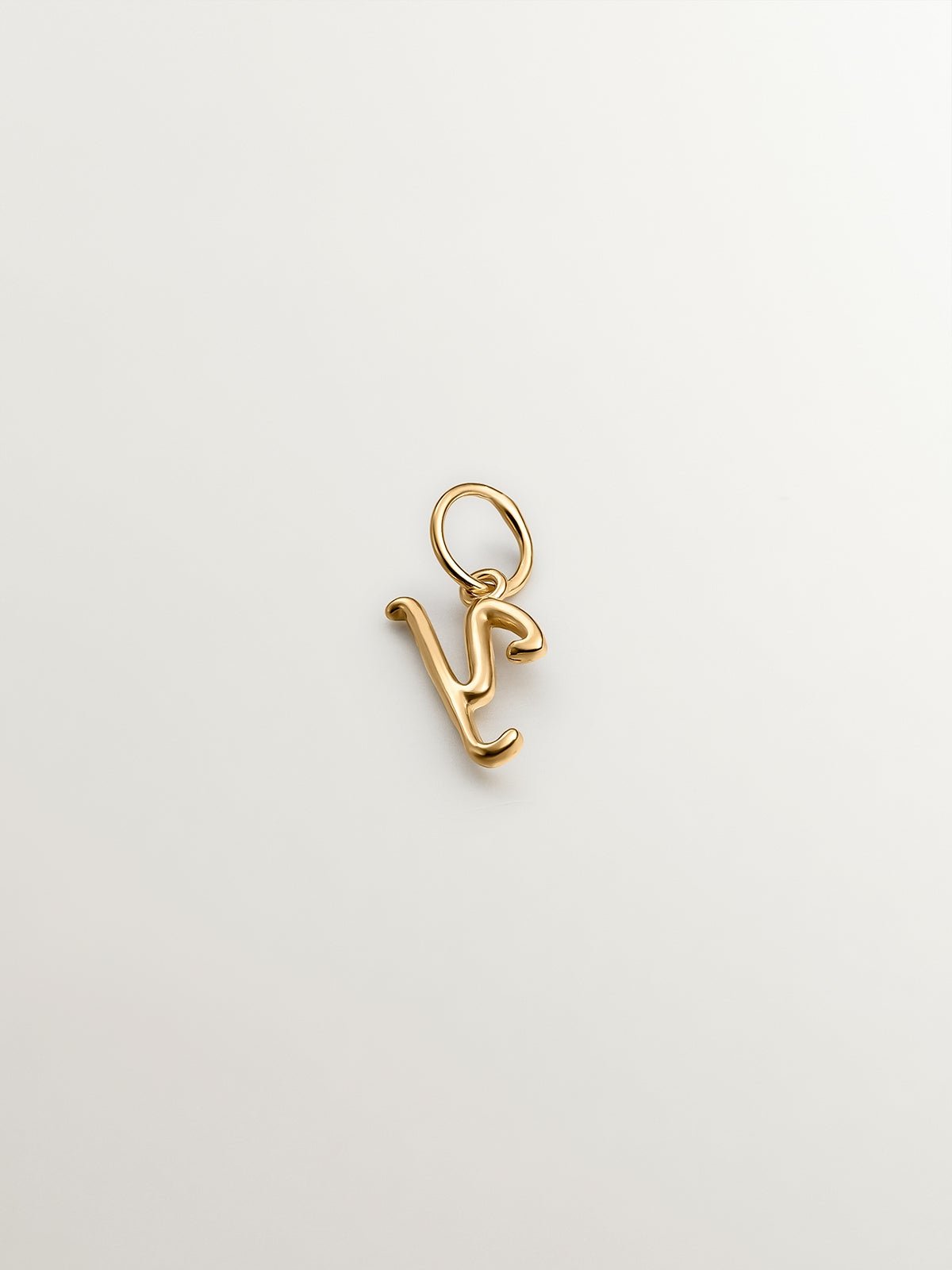 Charm de plata 925 bañada en oro amarillo de 18K con inicial Y