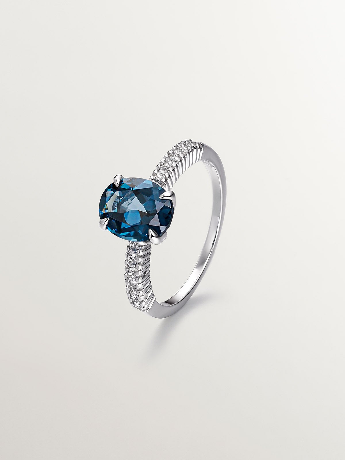 925 Sterling Silver Ring with Blue and White Topaz