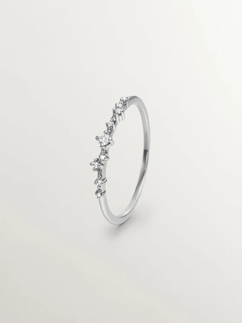 18K White Gold Ring with Diamonds