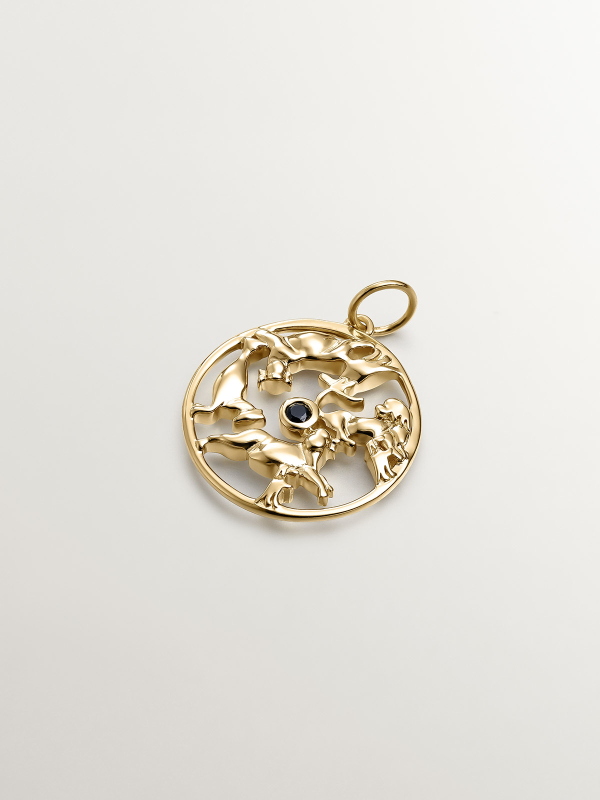 925 silver charm bathed in 18k yellow gold with black spinel and animals