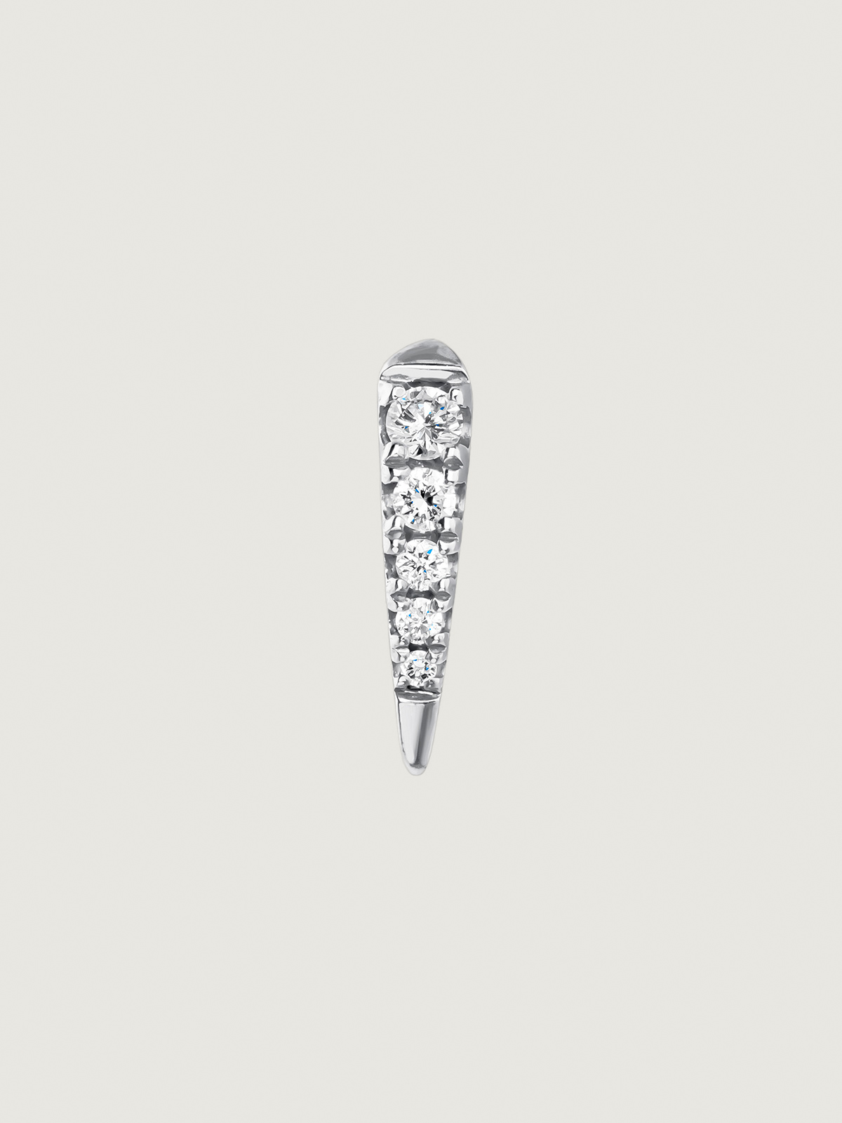 Individual 9K white gold earring with diamonds.