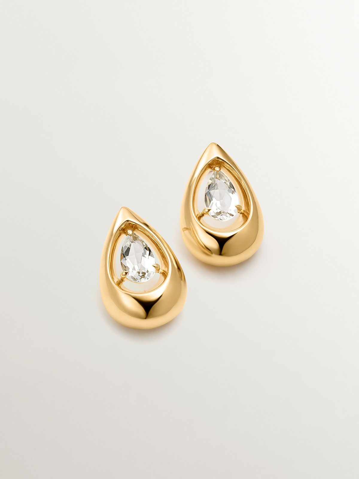 18K yellow gold plated 925 silver earrings with white topazes