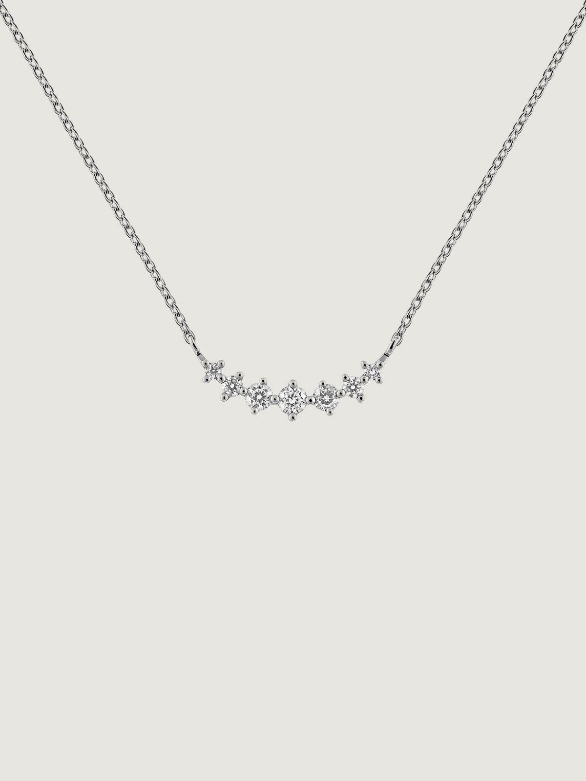 18K white gold necklace with diamonds