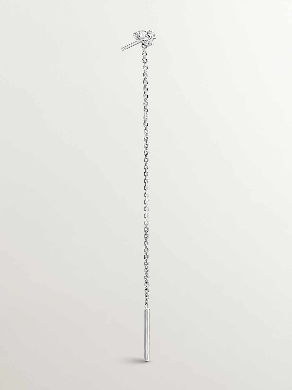 Pendentif individuel en or blanc 9K avec chaîne et diamants.