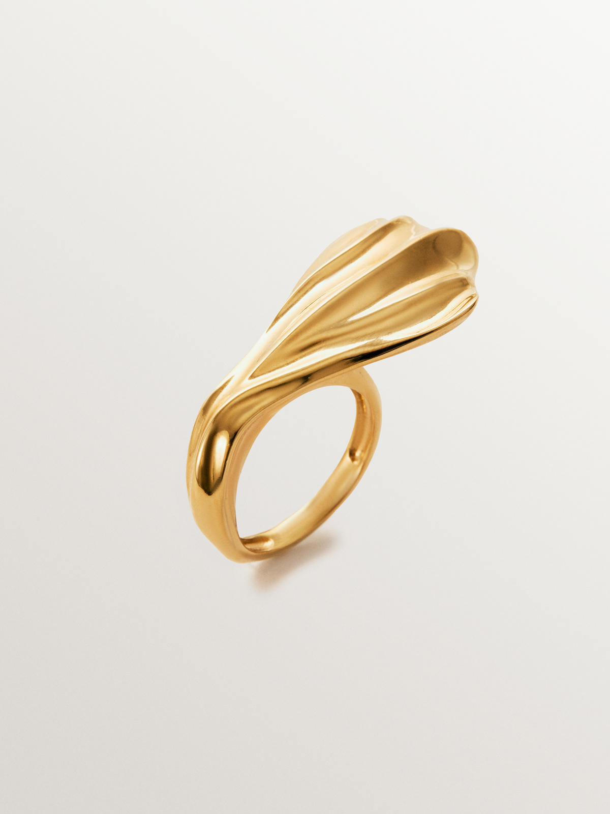 18K yellow gold plated 925 silver ring with texture