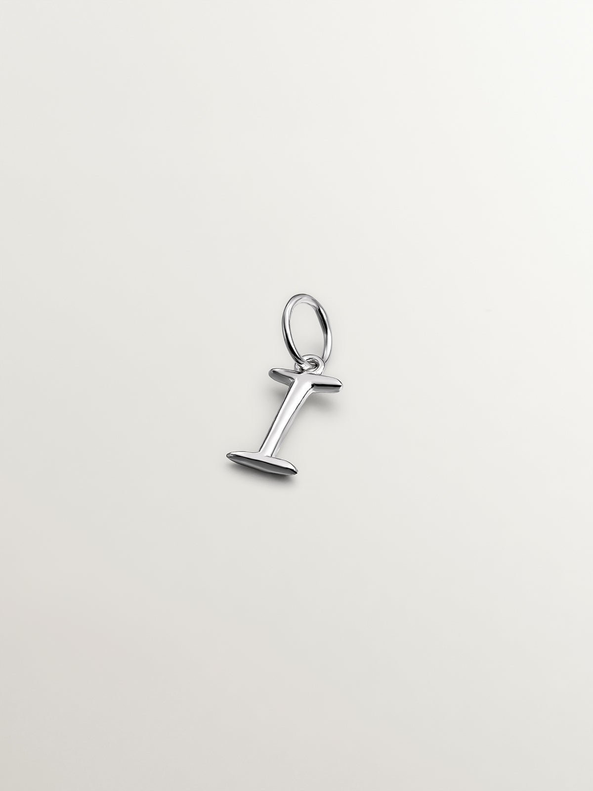 Charm de plata 925 con inicial I