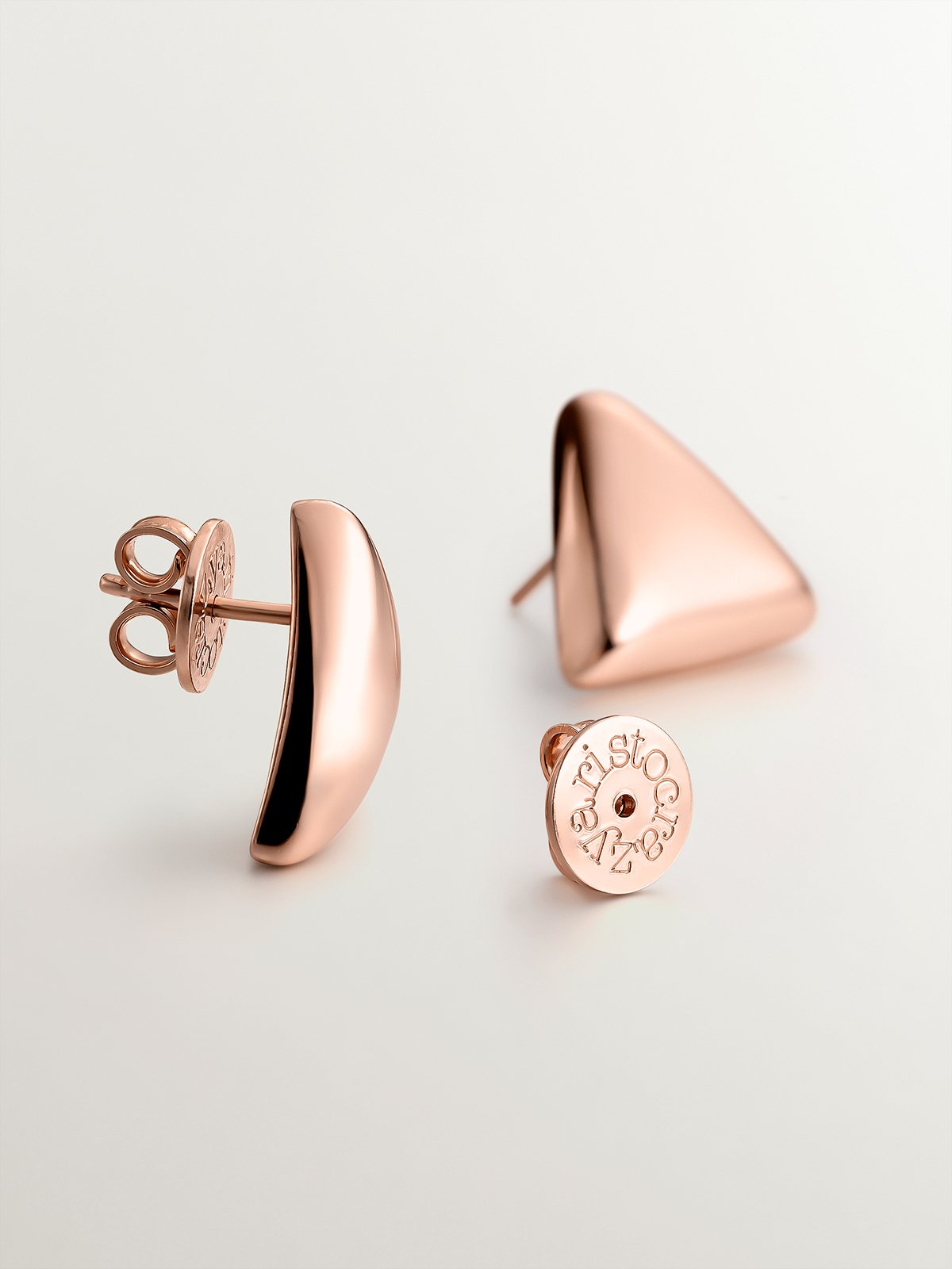 Presión para cierre estilo mariposa de oro rosa de 18K 