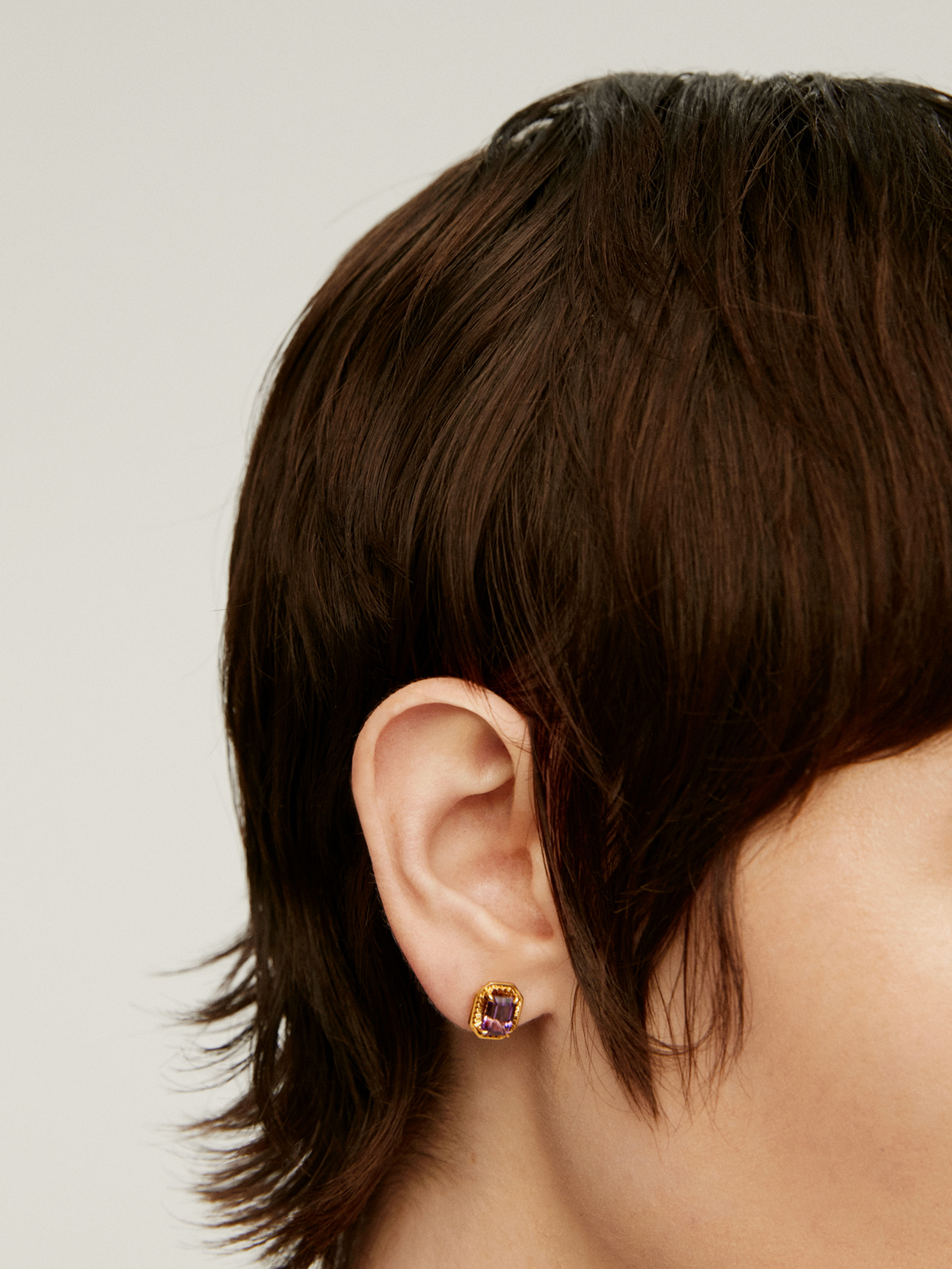 Pendientes de plata 925 bañada en oro amarillo de 18K con amatista morada