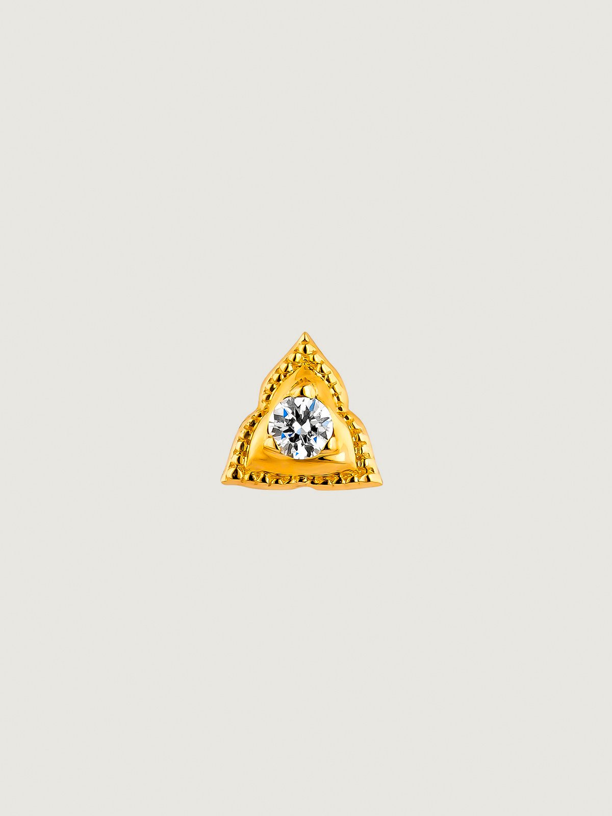 Individual 9K yellow gold earring with diamond in a triangle shape.