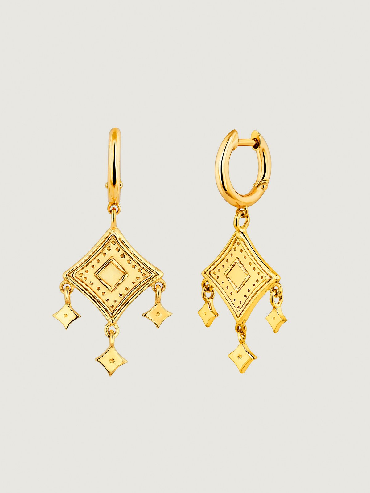 925 Silver hoop earrings bathed in 18K yellow gold with ethnic motifs