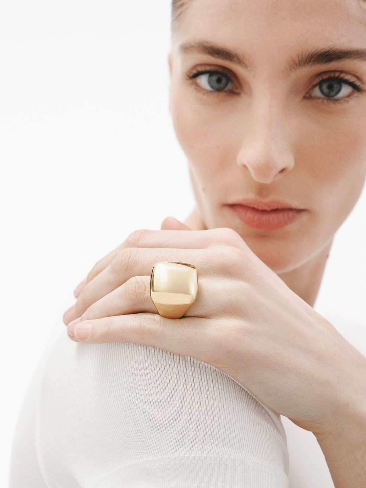 Square ring in 18K yellow gold plated 925 silver with polished effect