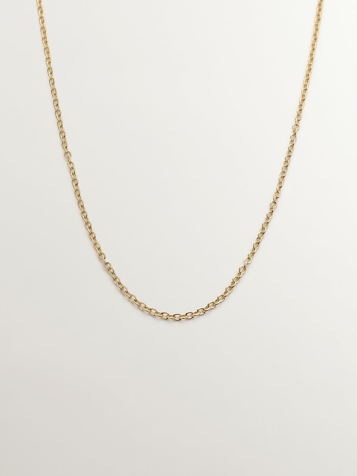 Fine rolo link chain in 9K yellow gold