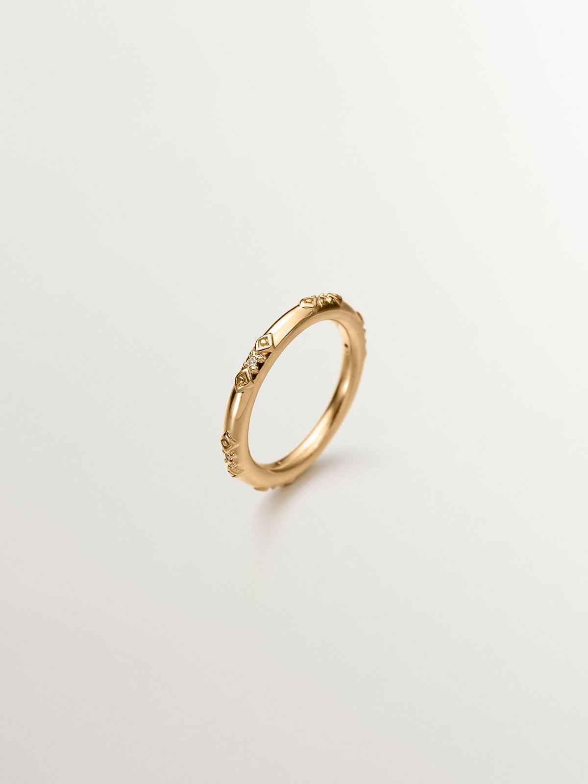 Bague en argent 925 plaqué or jaune 18K avec topazes blanches