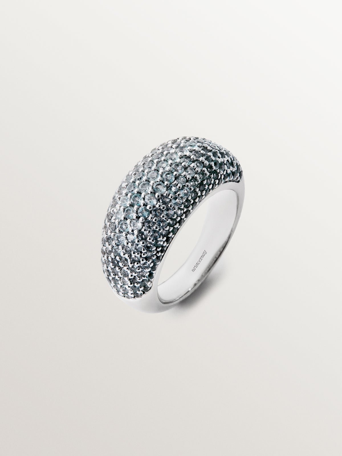 Anillo de plata 925 con pavé de topacios azul sky
