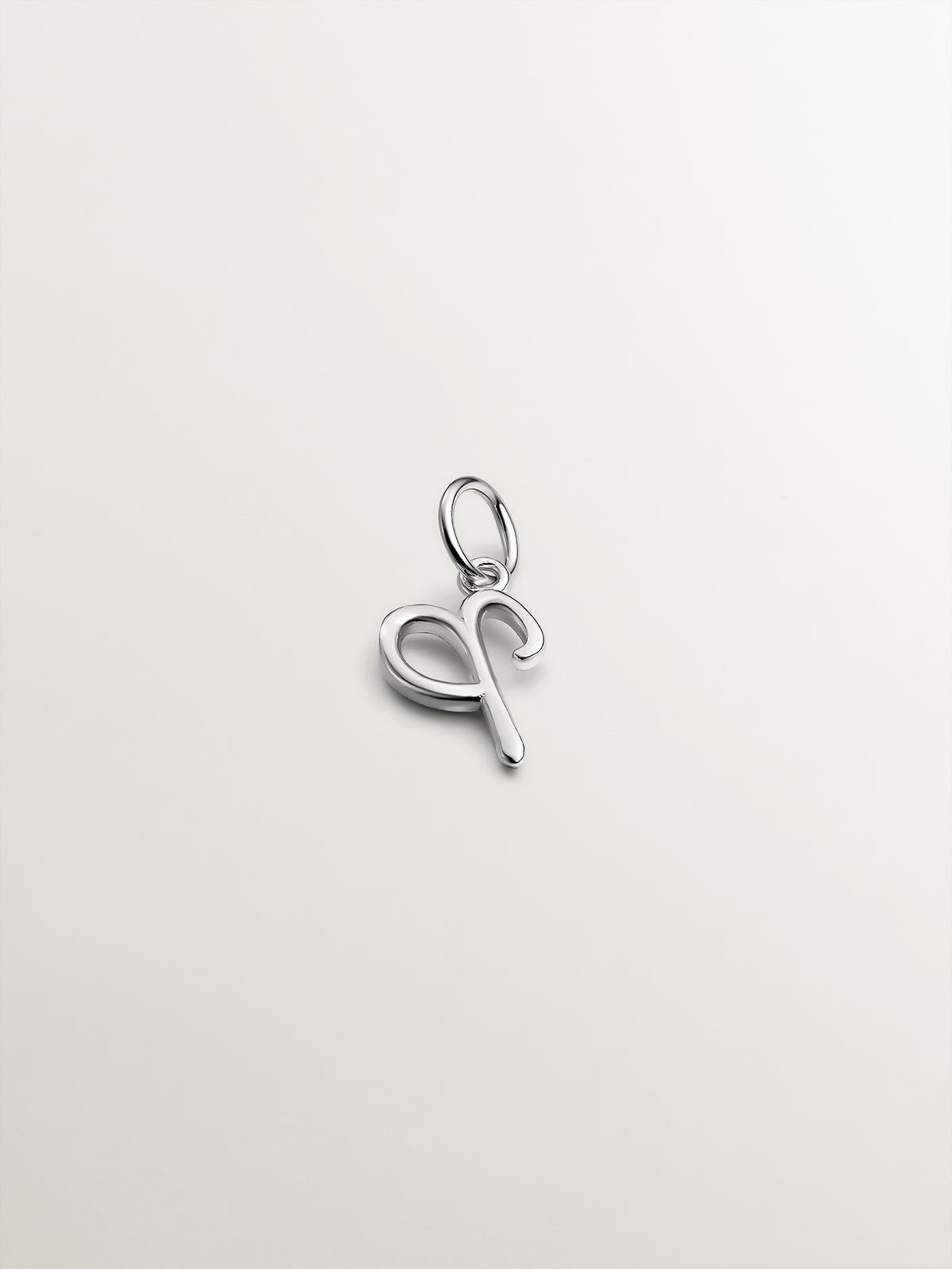 Charm de plata 925 con inicial P