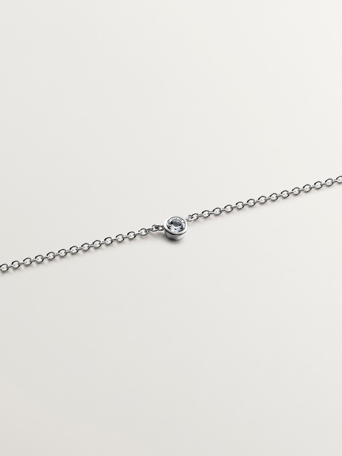 Colgante solitario de plata 925 con topacio blanco
